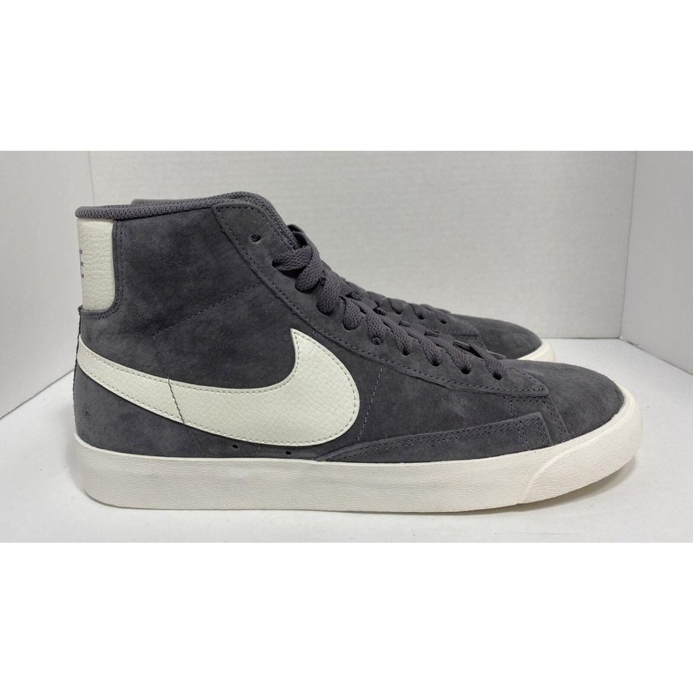 Women's Nike Blazer Mid Vintage Gunsmoke Gray 10